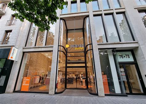 Zalando Outlet Store Düsseldorf eröffnet auf der .